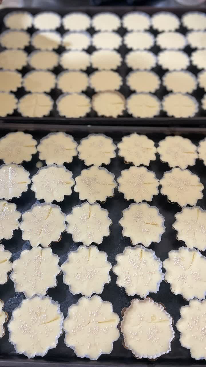 پخت کیک یزدی با فر قنادی نوبل